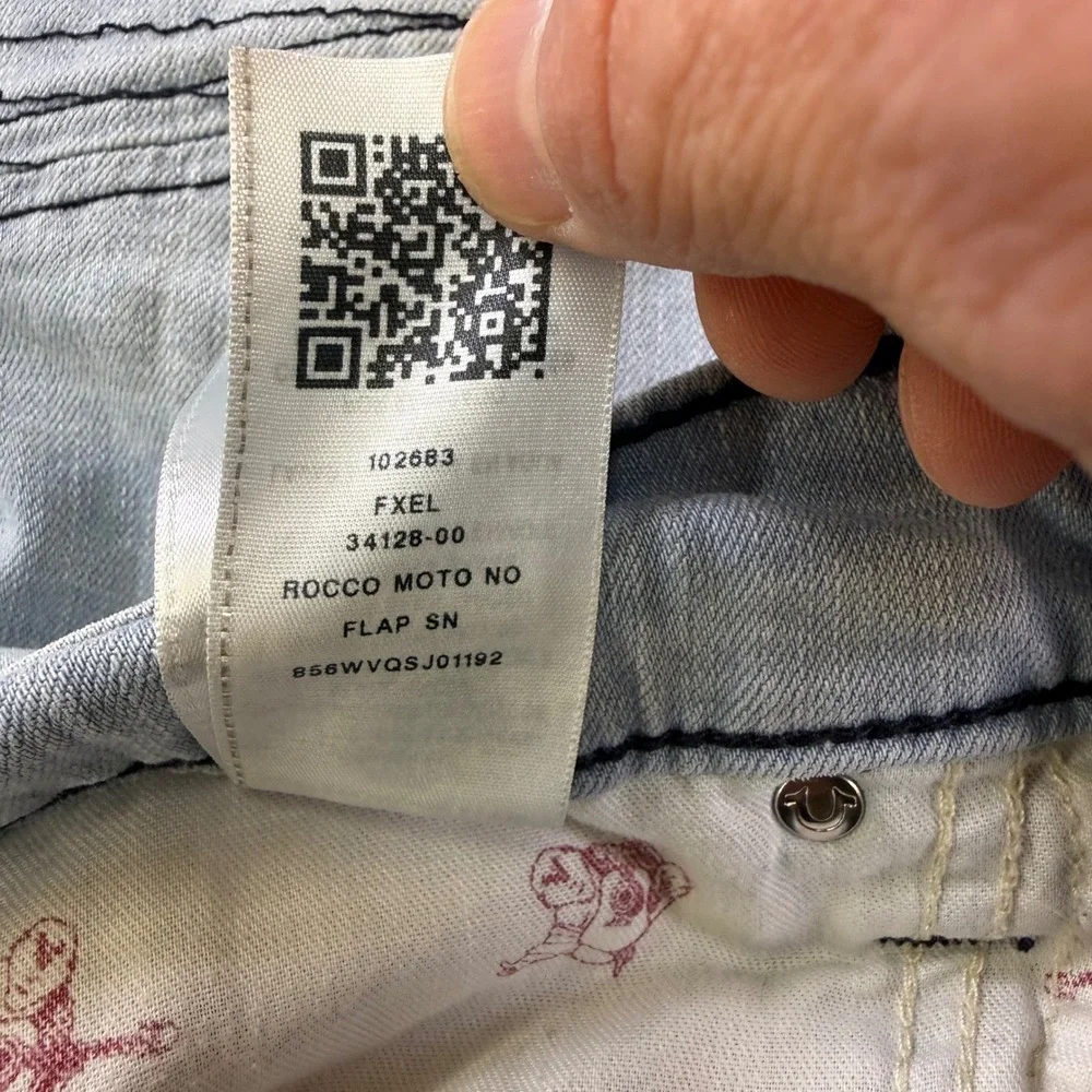 True Religion Rocco Relaxed Skinny Moto Jeans Mens 42 Light Wash Blue 102683